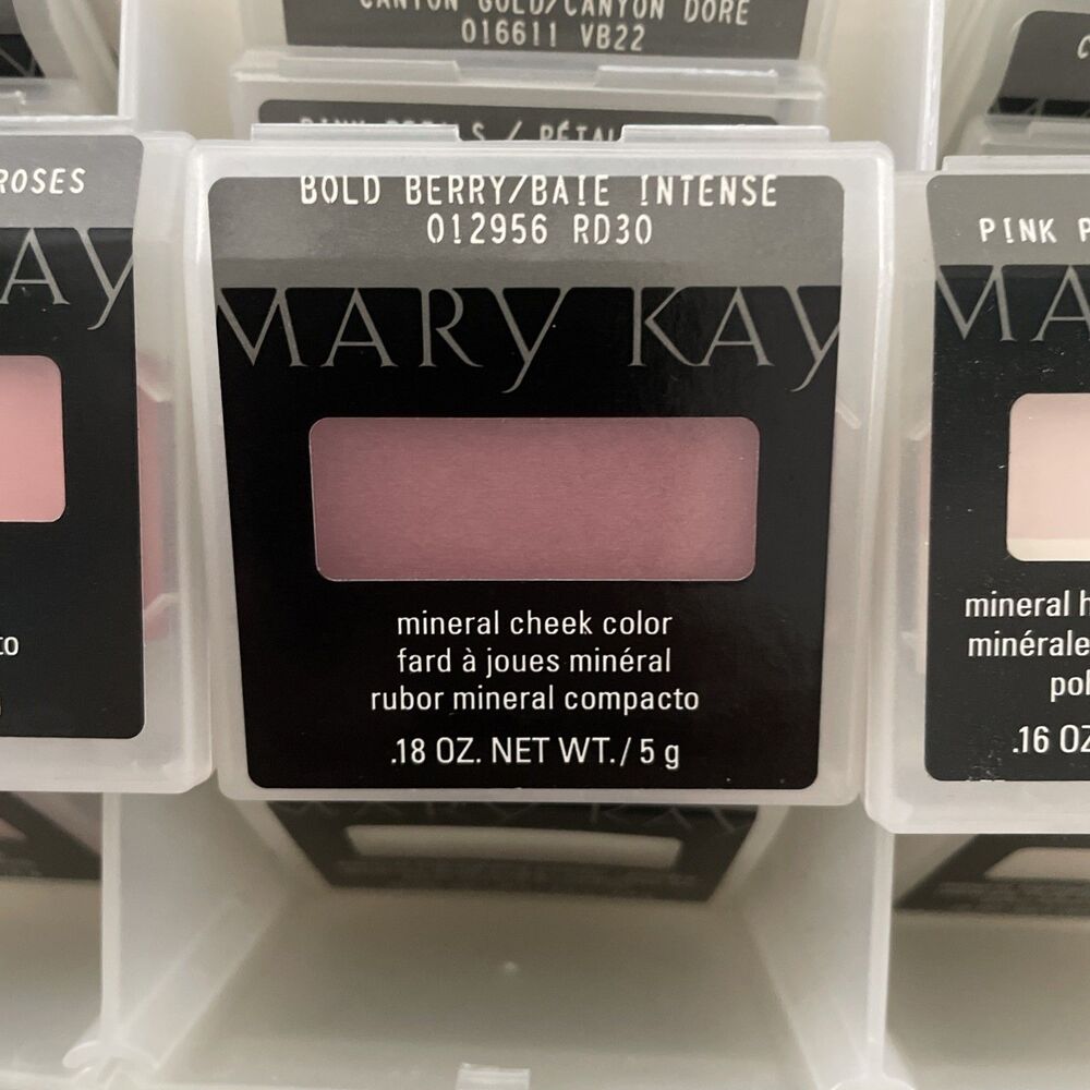 Lot Of 3 Discontinued Mary Kay Products 012959 Cheek 012956 Highlighter 016614 - Picture 3 of 9